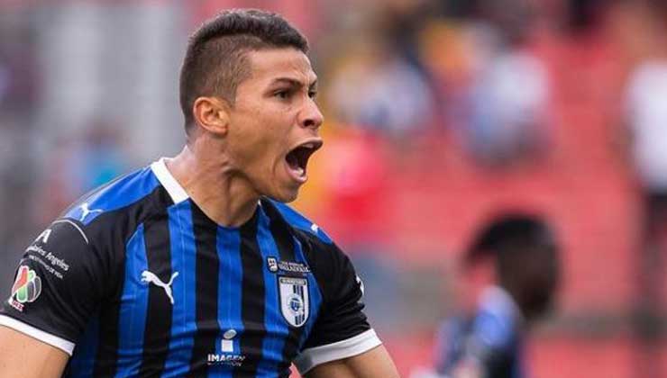 Arjantin 1. Lig ekiplerinden Club Atletico Lanus forması giyen 27