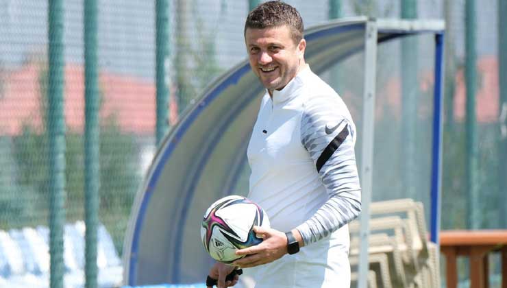 44 yıl aradan sonra Süper Lig’e çıkan temsilcimiz Giresunspor’un teknik