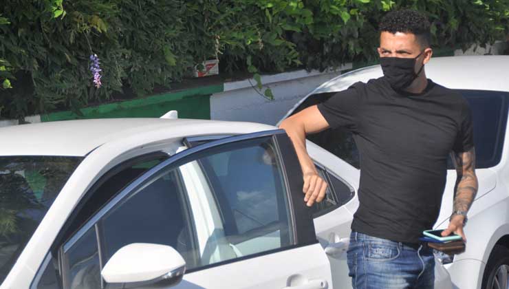 Giresunspor, Flávio Medeiros da Silva transferinde mutlu sona ulaştı. Çotanaklar