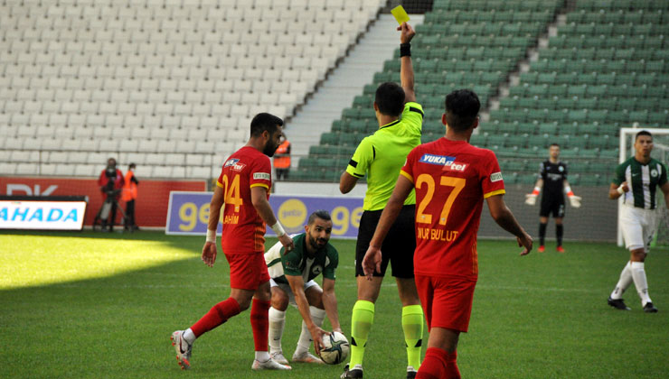 GZT Giresunspor’un 30 yaşındaki sol beki Aziz Eraltay Behich, Yukatel