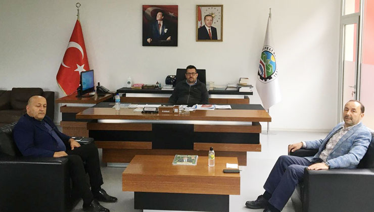 Dereli Esnaf ve Sanatkarlar Odası Başkanı Hasan Akar ve beraberindeki