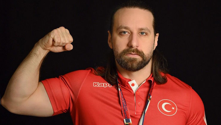 Ağır Siklet Dünya Şampiyonası’nda Giresun’u ve Türkiye’yi Ay Yıldızlı formayla
