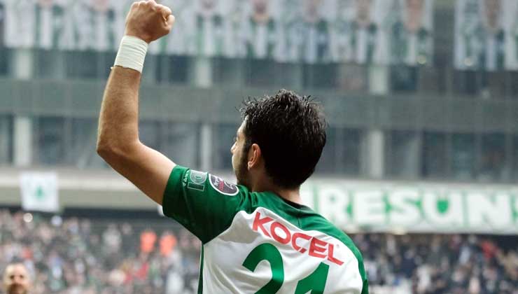 Yeşil beyazlılarının Fenerbahçe’den kiraladığı Muhammed Gümüşkaya, Göztepe maçında gösterdiği performansla