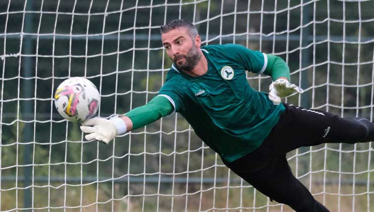Giresunspor’un Adana Demirspor ile oynadığı maçta 3 gol yiyen Onurcan