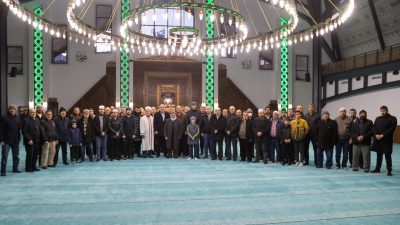 CANİK BELEDİYE BAŞKANI İBRAHİM SANDIKÇI, SABAH NAMAZINDA CEMAATLE BİRLİKTE ŞEHİTLER