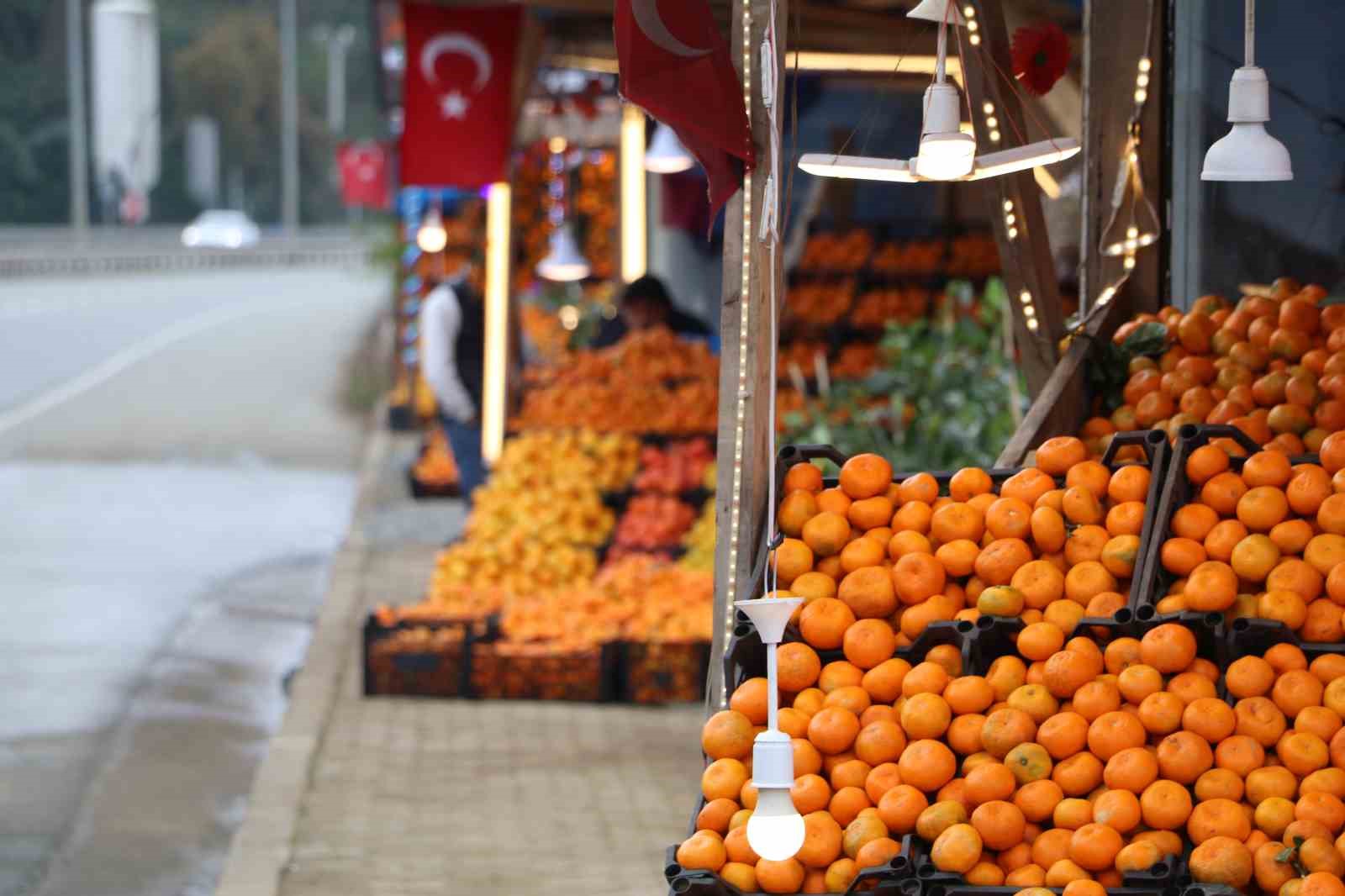 Derepazarı Mandali̇nasında Hasat İyi̇, Satışlar Kötü