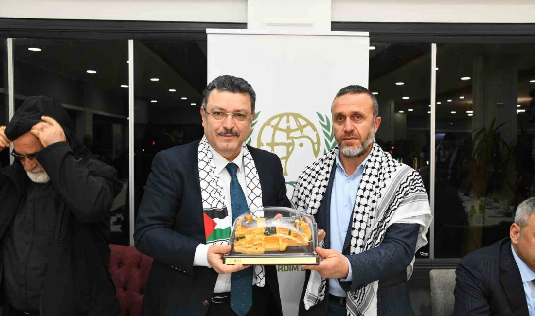 Gazze İçi̇n Seferber Oldular ORTAHİSAR BELEDİYESİ VE TRABZON İHH İNSANİ YARDIM DERNEĞİ ÖNCÜLÜĞÜNDE GAZZE