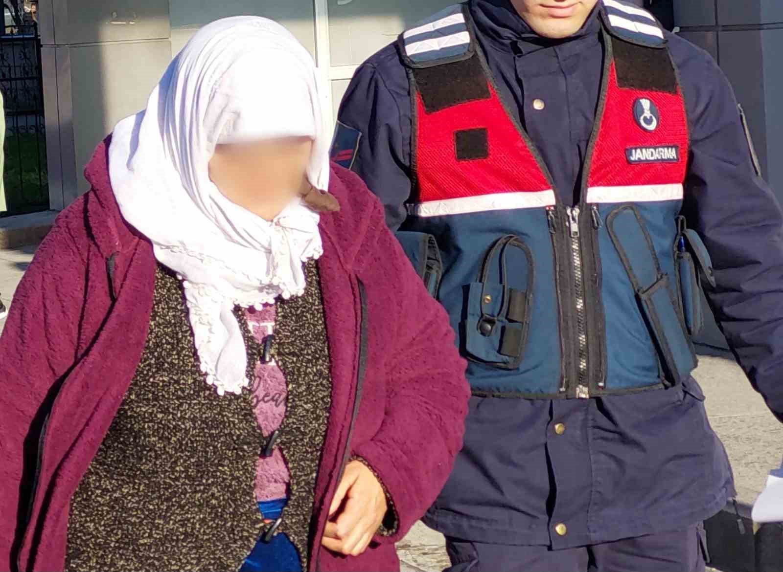 HİNDİ HIRSIZLIĞI İÇİN L.S.(58) ADLI KADIN MAHKEMECE SERBEST BIRAKILDI.