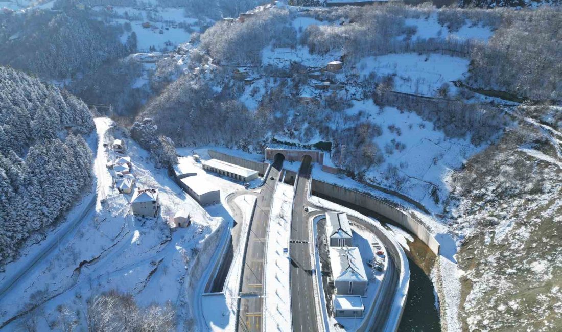 KARADENİZ İLE DOĞU ANADOLU BÖLGESİ’Nİ BİRBİRİNE BAĞLAYAN ZİGANA TÜNELİ'Nİ AÇILDIĞI