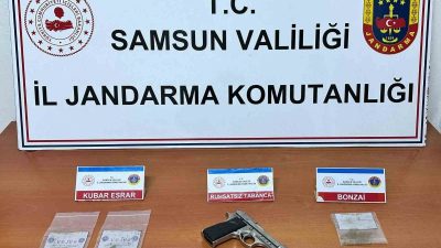 SAMSUN'DA JANDARMANIN YILBAŞI DENETİMLERİNDE UYUŞTURUCU MADDE ELE GEÇİRİLİRKEN, 3 KİŞİ