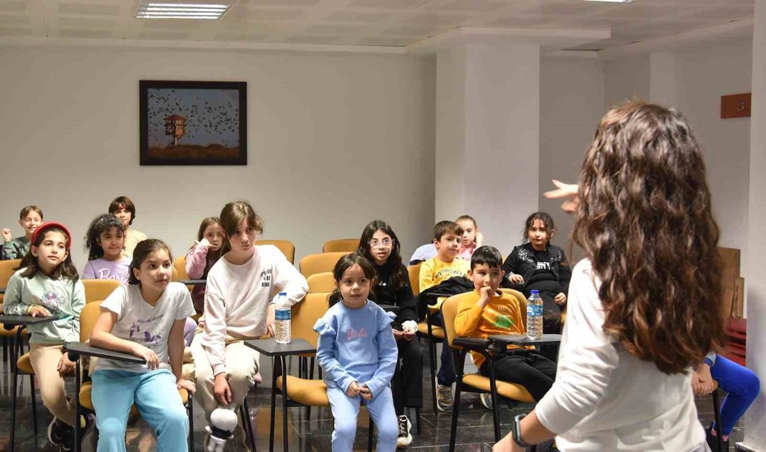 Kültür Ve Sanat Kurslarına Yoğun İlgi̇ SAMSUN BÜYÜKŞEHİR BELEDİYESİ KONSERVATUVARI, DÜZENLENEN KURS VE ETKİNLİKLERLE KENTİN KÜLTÜREL