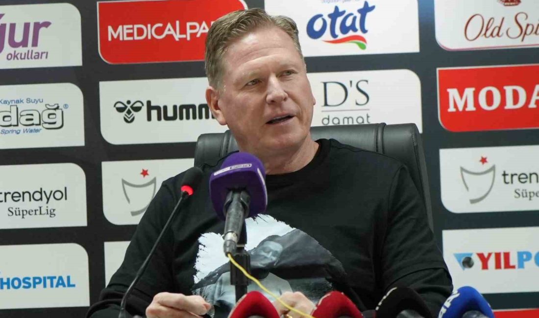 SAMSUNSPOR TEKNİK DİREKTÖRÜ MARKUS GİSDOL, FATİH KARAGÜMRÜK MAÇINDAN GALİBİYETLE AYRILDIKLARI