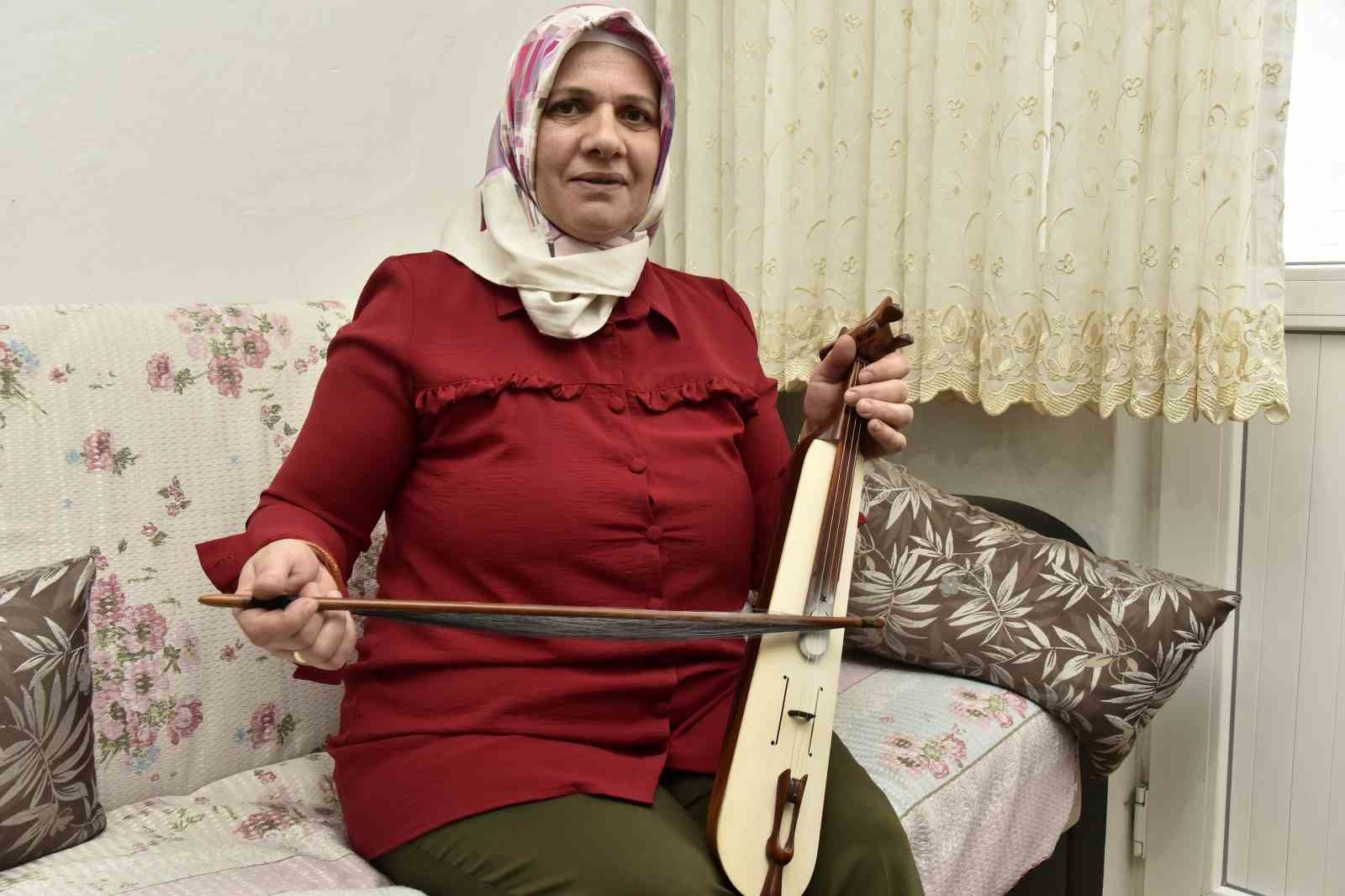 GÜMÜŞHANE’NİN TORUL İLÇESİNDE YAŞAYAN 3 ÇOCUK ANNESİ EMİNE VAMİN ÇOLAK,