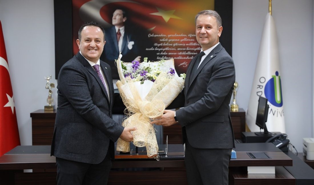 Odü Tıp Fakültesi̇ Dekanlığına Atama ORDU ÜNİVERSİTESİ TIP FAKÜLTESİ DEKANLIK GÖREVİNE PROF. DR. HAKAN TİMUR