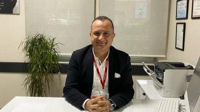 Beyin ve Sinir Cerrahisi Uzmanı Prof. Dr. Mehmet Feryat Demirhan,