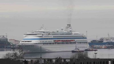 BİN 82 RUS TURİSTİ TAŞIYAN ASTORİA GRANDE İSİMLİ KRUVAZİYER GEMİ