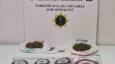 SAMSUN'DA POLİS TARAFINDAN ESRAR ELE GEÇİRİLİRKEN,  OLAYLA İLGİLİ 2