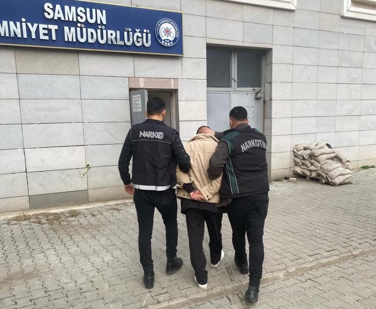 Samsunda Kesi̇nleşmi̇ş Hapi̇s Cezası Bulunan Uyuşturucu Taci̇ri̇ Yakalandı