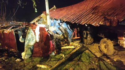 SAMSUN'DA YOLDAN ÇIKAN OTOMOBİLİN EVİN BAHÇESİNE UÇTUĞU KAZADA 1 KİŞİ