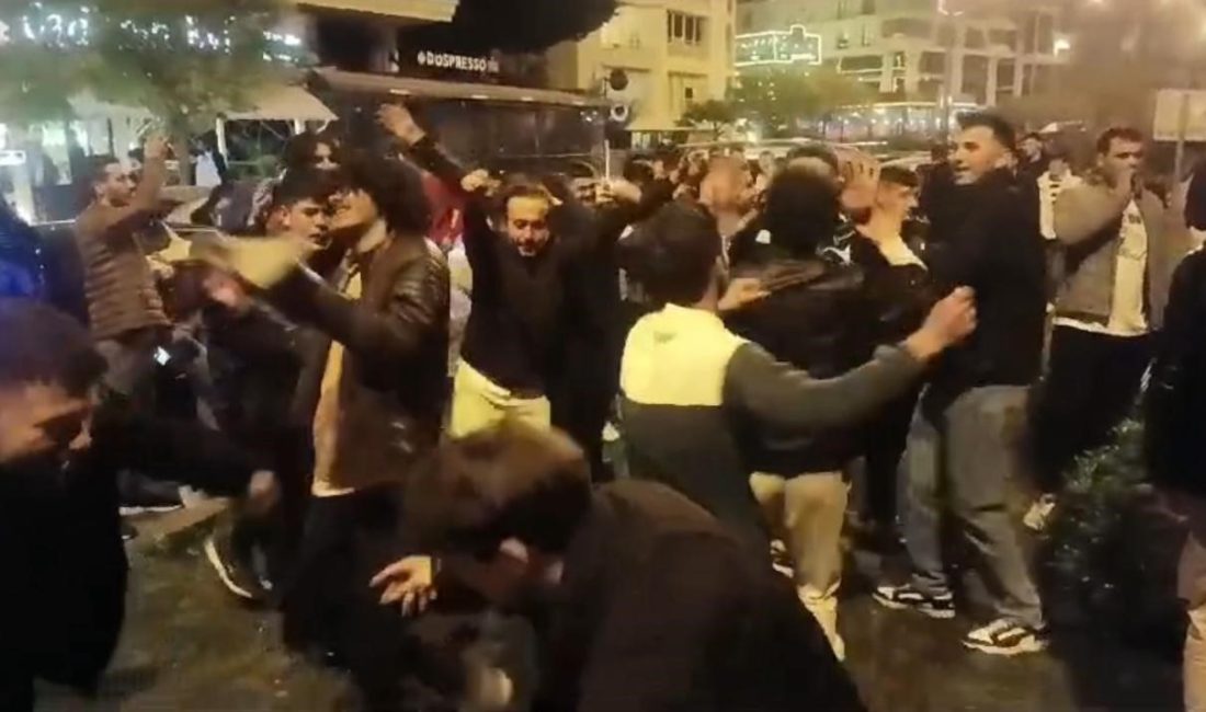 SAMSUN'UN ATAKUM İLÇESİ YAT LİMANI MEVKİSİNDE ONLARCA VATANDAŞ YILBAŞINI COŞKULU