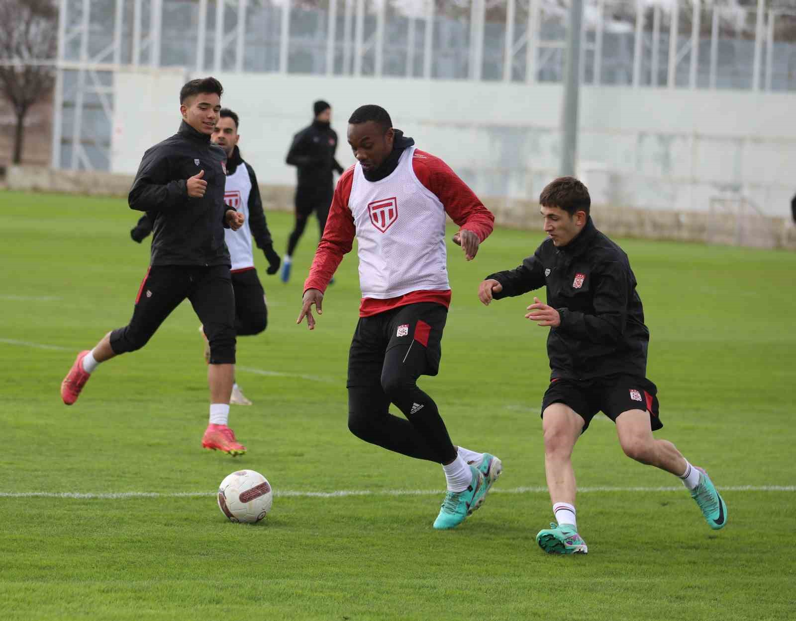 Si̇vasspor Antalyaspor Maçına Hazır