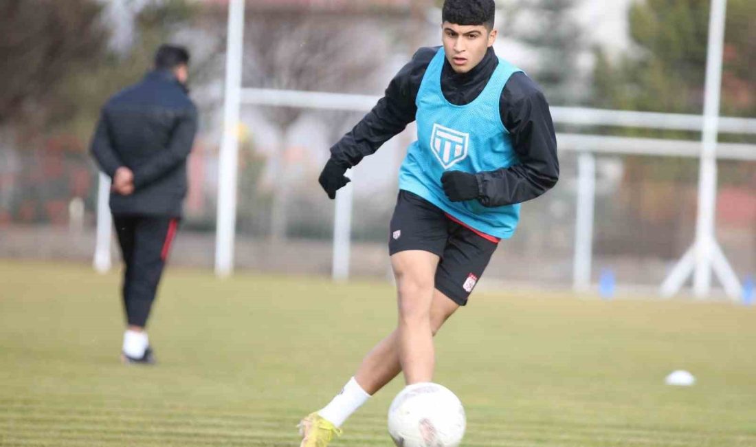 SİVASSPOR'UN ALT YAPIDAN YETİŞTİRDİĞİ VE DAHA SONRA KISA SÜREDE A