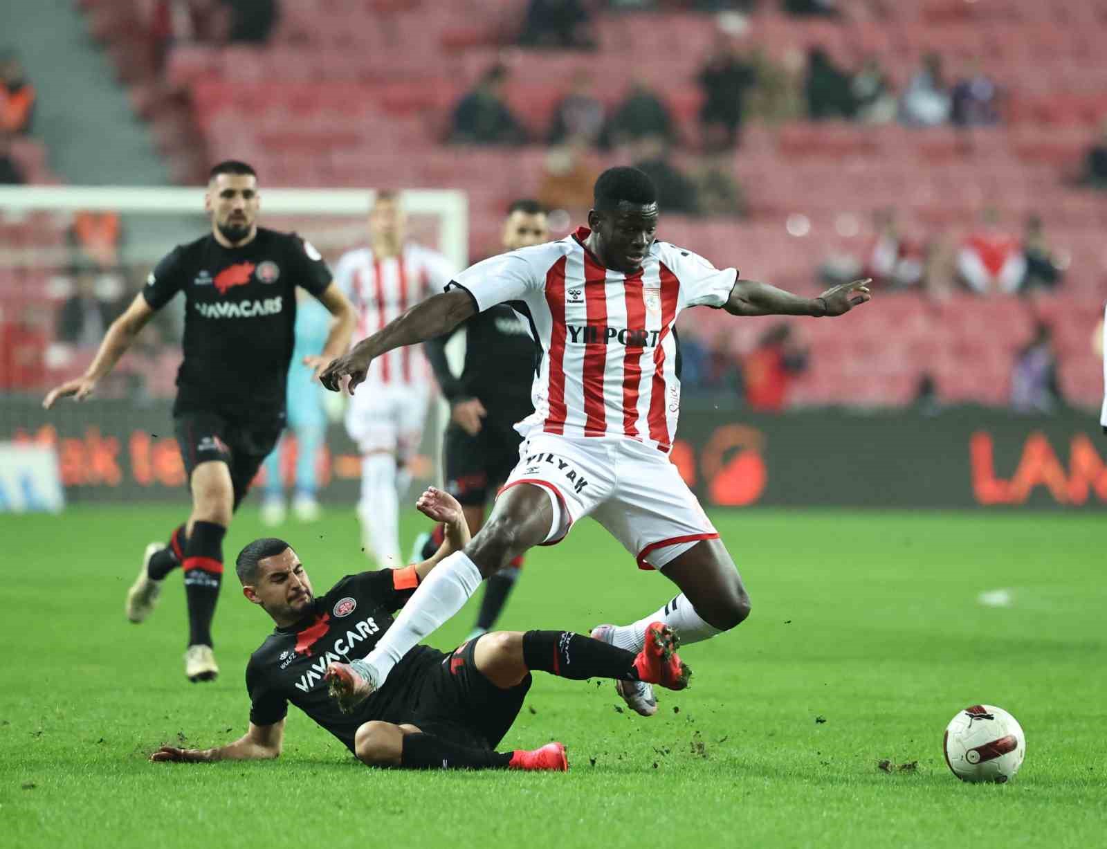 Trendyol Süper Li̇g: Samsunspor: 0 – Fati̇h Karagümrük: 0 (İlk Yarı)