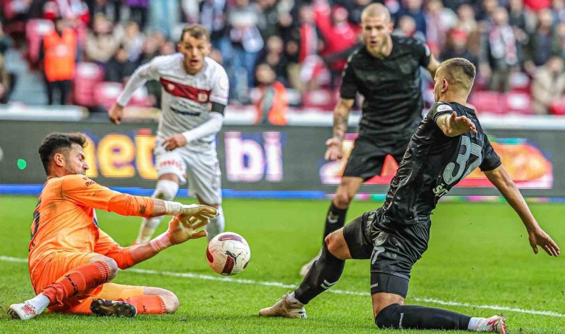 SAMSUNSPOR - SİVASSPOR MAÇINDAN KARELER.