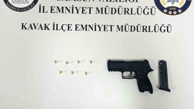 POLİS EKİPLERİNCE ARAÇTA GERÇEKLEŞTİRİLEN ARAMADA DA O.D.’YE AİT OLAN 1