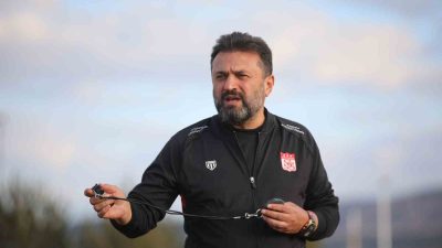 Sivasspor Teknik Direktörü Bülent Uygun’un 3 maçlık cezası sona erdi.