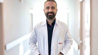 Öpücük hastalığına yol açan Epstein-Barr virüsünün özellikle tükürük yoluyla temas,