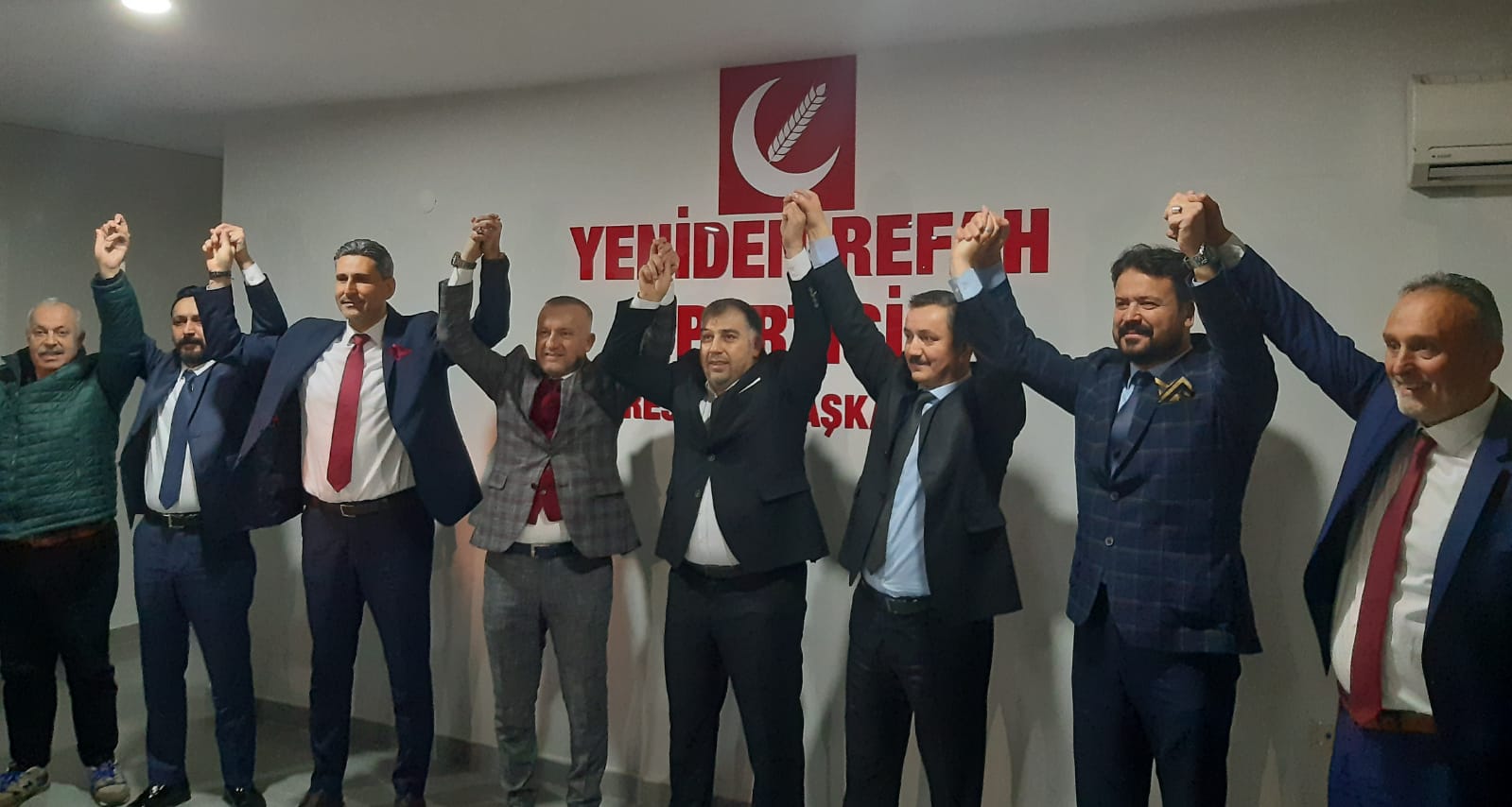 Keşap Belediye Başkanı Emür, YRP'den aday oldu