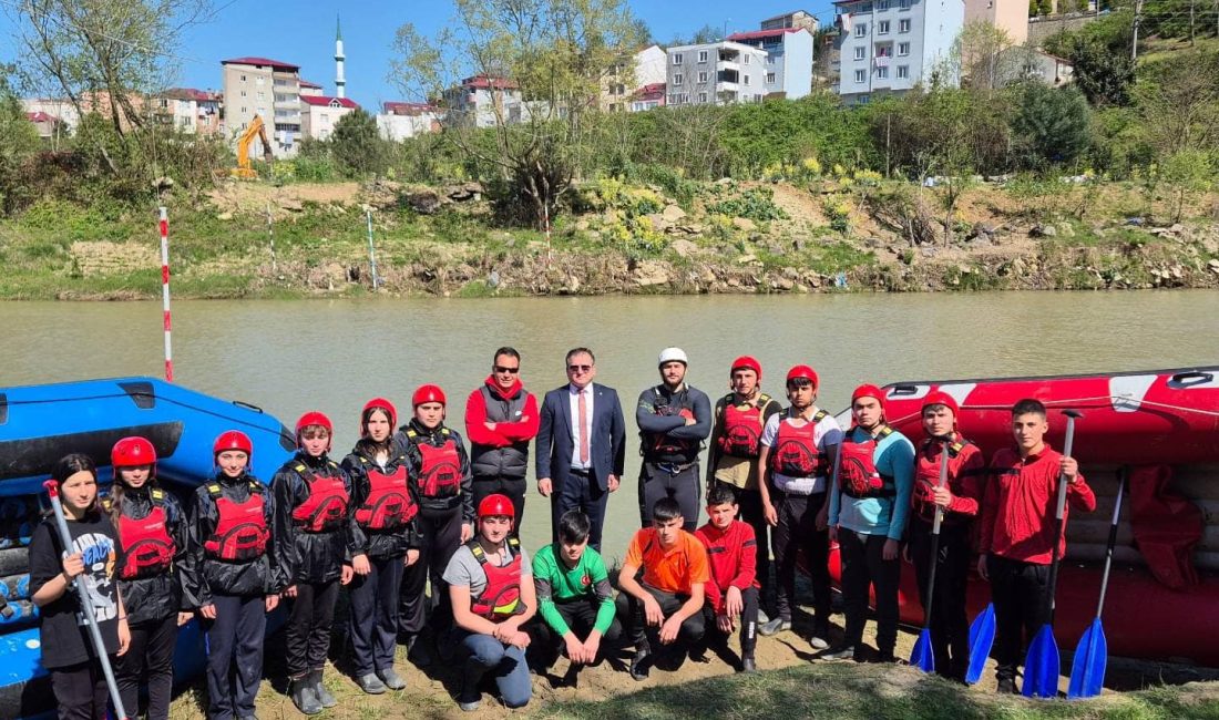 Giresun’da Rafting Bölgesel Eğitim ve Gelişim Kampları açıldı