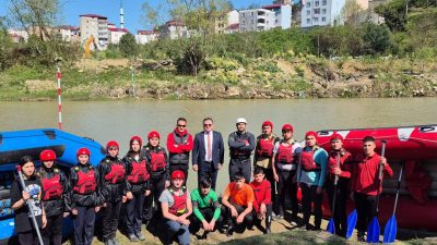 Türkiye’de rafting spor organizasyonlarını düzenleyen ve özellikle gençleri rafting sporuyla