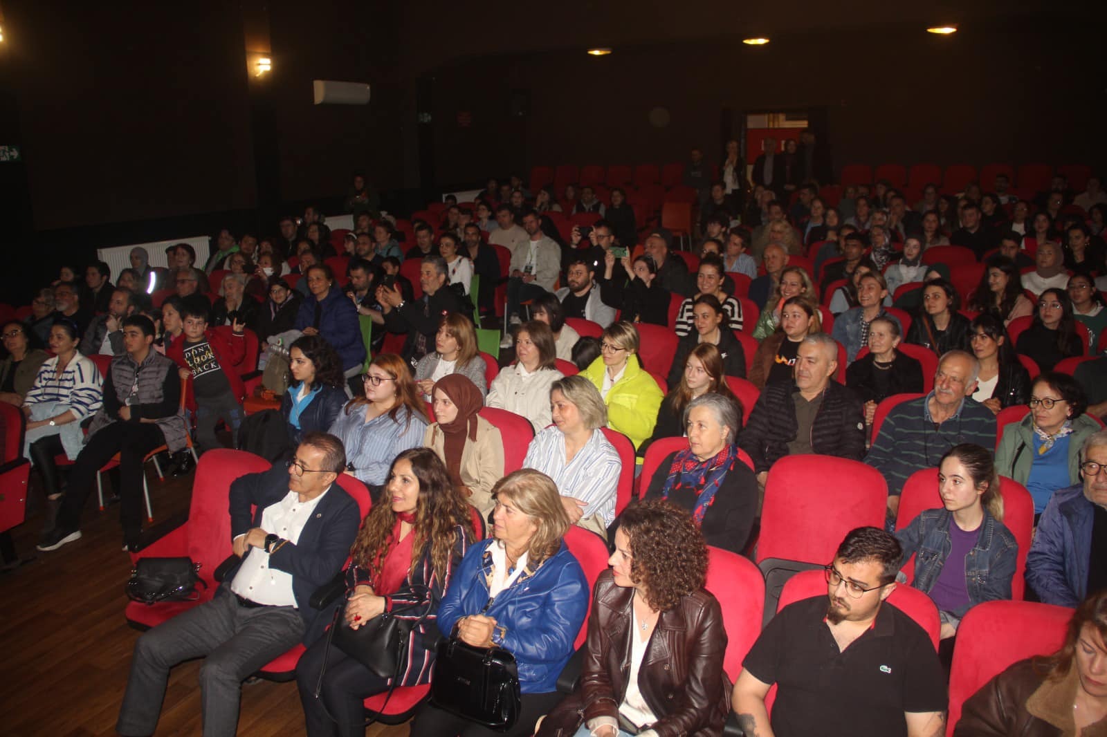 Giresun’da Tiyatro Günleri kapalı gişe devam ediyor