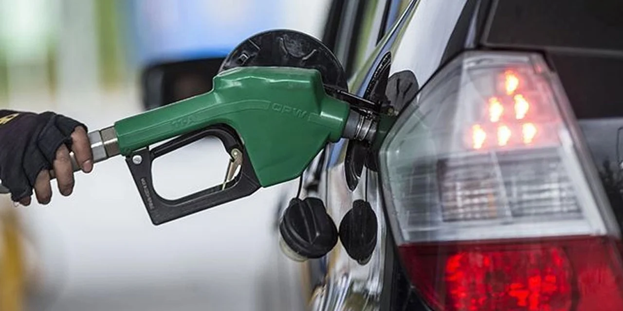 Benzin Fiyatlarına İndirim Geldi