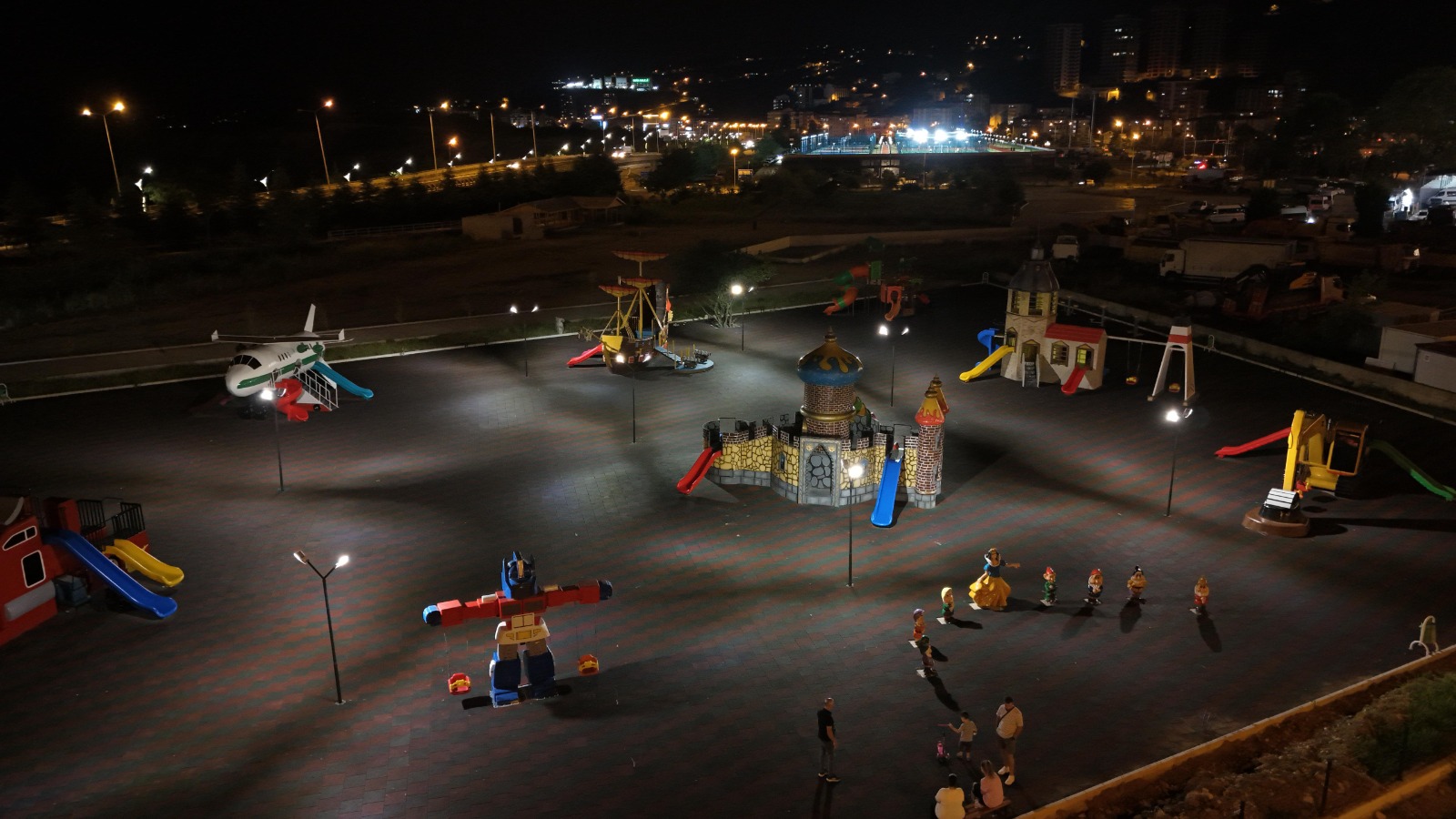 Giresun’da Alman Çeşmesi’ndeki Park Artık Işıl Işıl