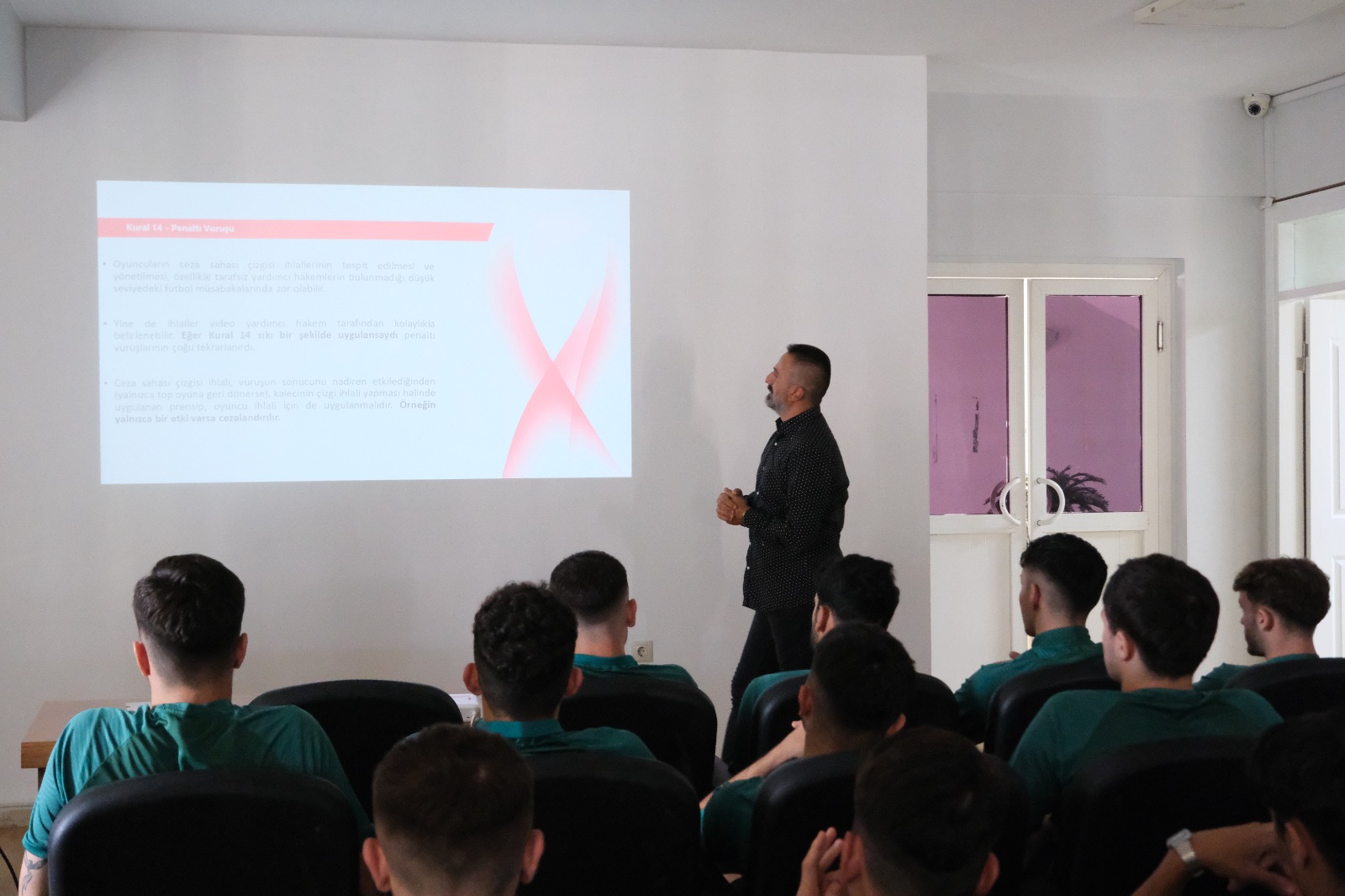 Giresunspor’a Oyun Kuralları Hakkında Bilgilendirme Semineri