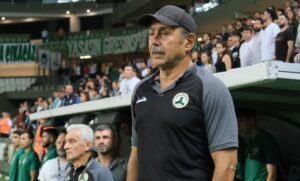 Giresunspor Teknik Direktörü Metin Aydın, Ç. Elazığspor karşılaşmasının ardından açıklamalarda