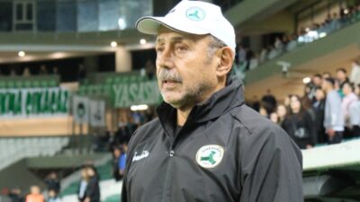 Giresunspor'da teknik direktörlük görevinde bulunan Metin Aydın ile karşılıklı anlaşma