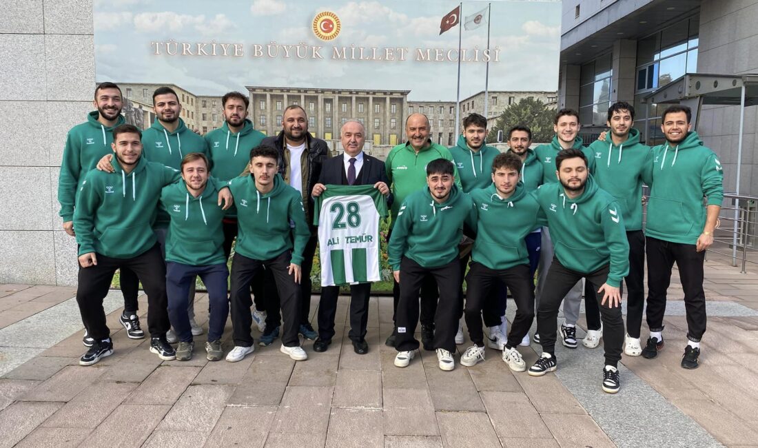 Giresun’un gururu Giresunspor Hentbol Takımı, Türkiye Büyük Millet Meclisi’nde (TBMM)