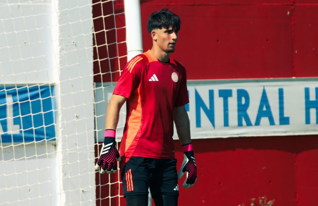 Emir Çıra, Ümraniyespor’da gösterdiği performansla dikkat çekiyor