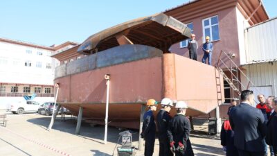 Giresun Valisi Mehmet Fatih Serdengeçti, öğretmen ve öğrencilerle bir araya