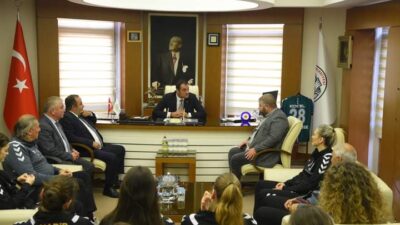 Avrupa'da ve Kadınlar Hentbol Süper Lig'de kentimizi gururla temsil eden