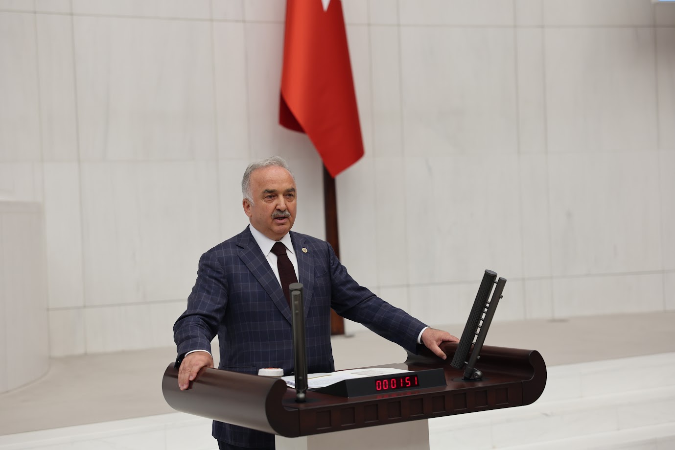 AK Parti Giresun Milletvekili Ali Temür, spor altyapısına yönelik önemli