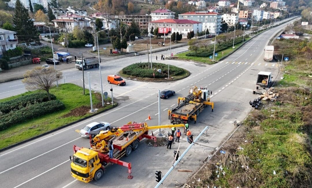 Küçüklü ve Yalıköy Kavşağı Daha Güvenli Hale Geliyor.