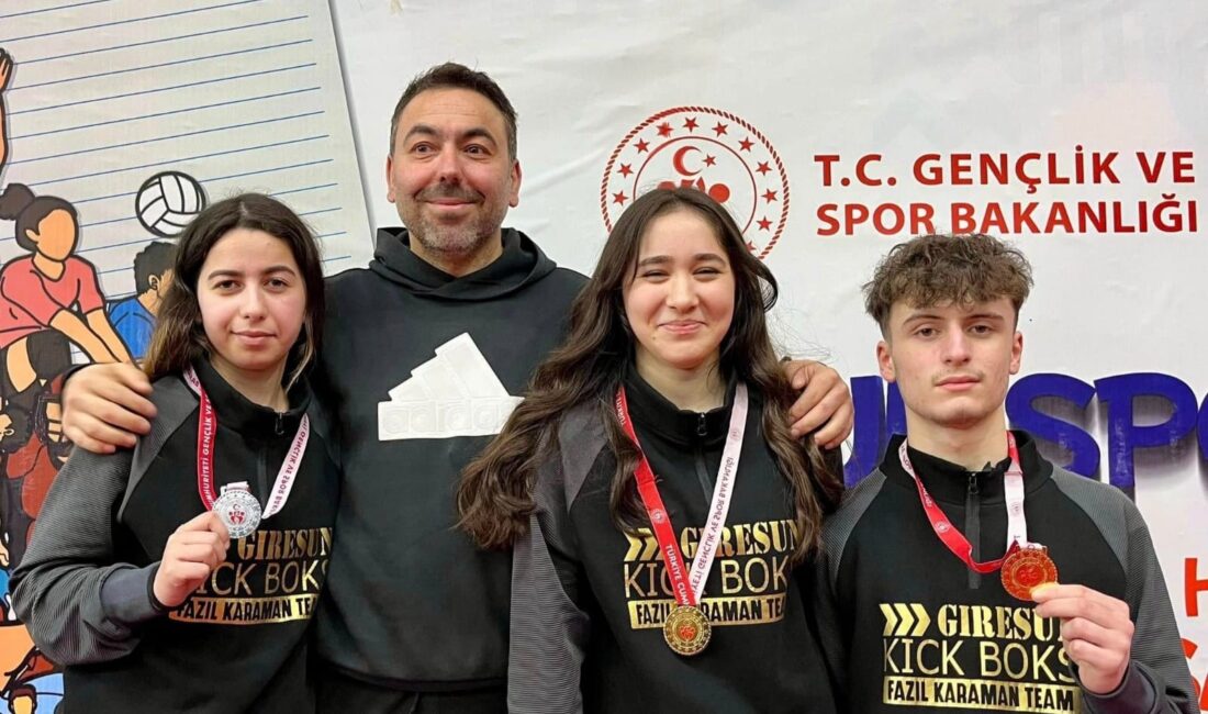 Giresun Kick Boks’ta Adını Duyurdu! Giresunlu sporcular Kick Boks Okul Sporları Türkiye Şampiyonasında 2 altın,