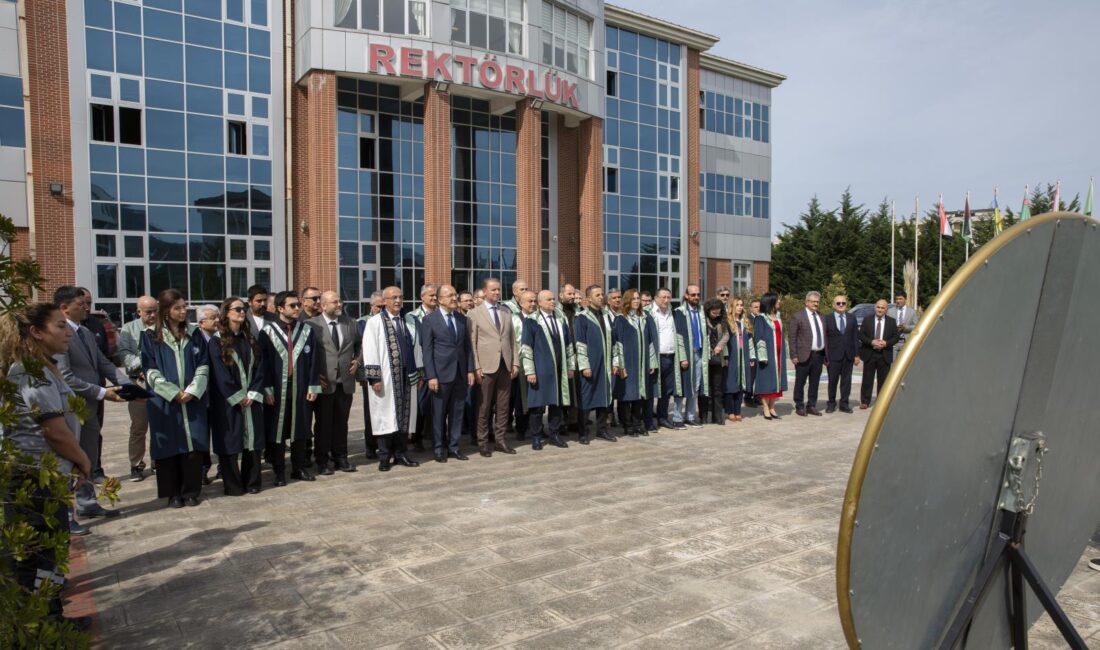 TÖREN ÖMER HALİSDEMİR KONFERANS SALONU’NDA GERÇEKLEŞTİGiresun Üniversitesi’nin 19. kuruluş yıldönümü,