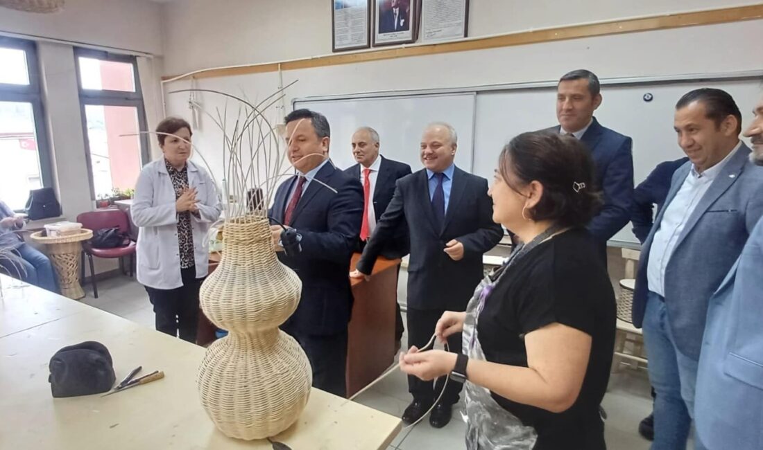 311 KURSA YOĞUN İLGİGiresun’da Halk Eğitimi Merkezleri, vatandaşların eğitim ve