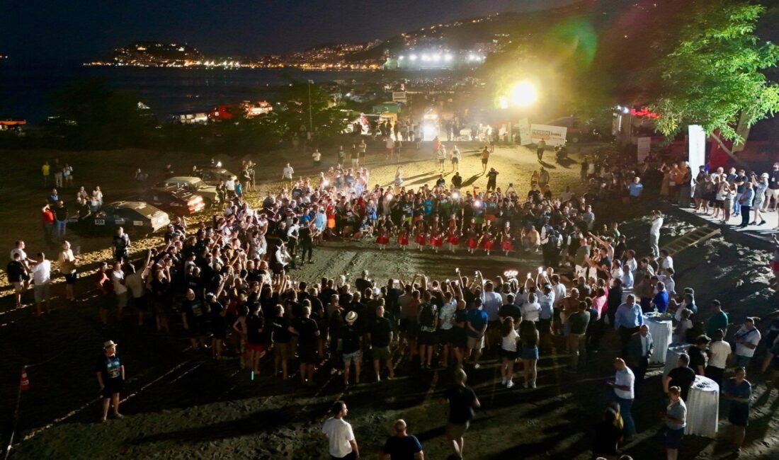 Złombol Rallisi Giresun’da Coşkuyla Karşılandı Tarihi Araçlarla 2500 Kişilik Kamp Giresun’da Kuruldu.